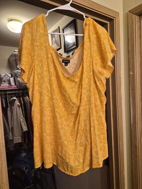 torrid Yellow Floral Flutter Sleeve Top